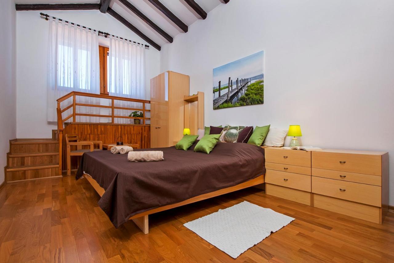 Rovigno Bella Sea View Apartment Ngoại thất bức ảnh
