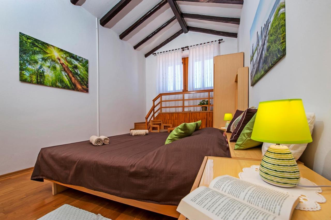 Rovigno Bella Sea View Apartment Ngoại thất bức ảnh